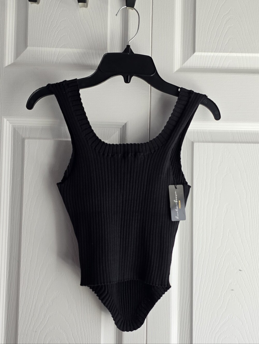 Hunter & Brown Black Ribbed Knit Top Size S